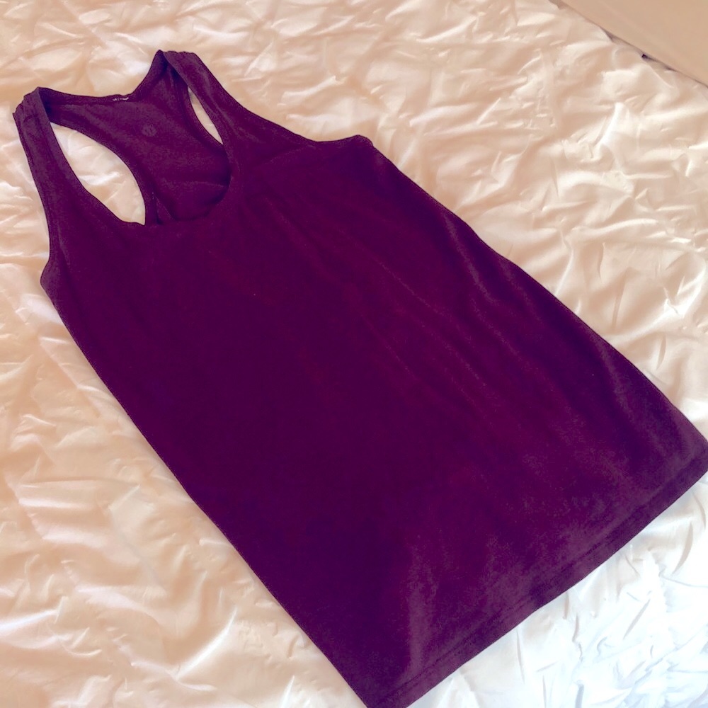Lululemon burgundy workout tank